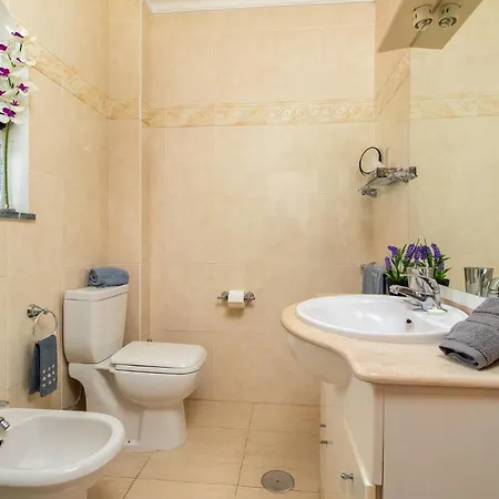 Audiencia 145 Holiday home