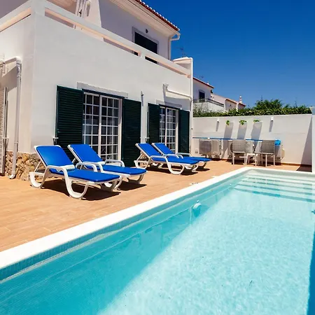 Audiencia 145 Дом отдыха *